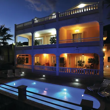 Holiday home Amazing In Kastel Stari With House Sea View Kastela